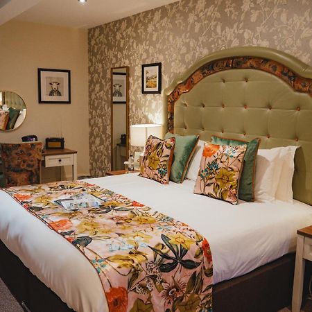 The Golden Fleece Hotel, Thirsk, North Yorkshire エクステリア 写真