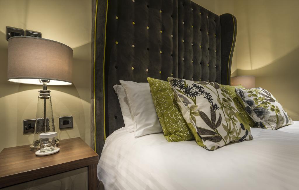 The Golden Fleece Hotel, Thirsk, North Yorkshire エクステリア 写真