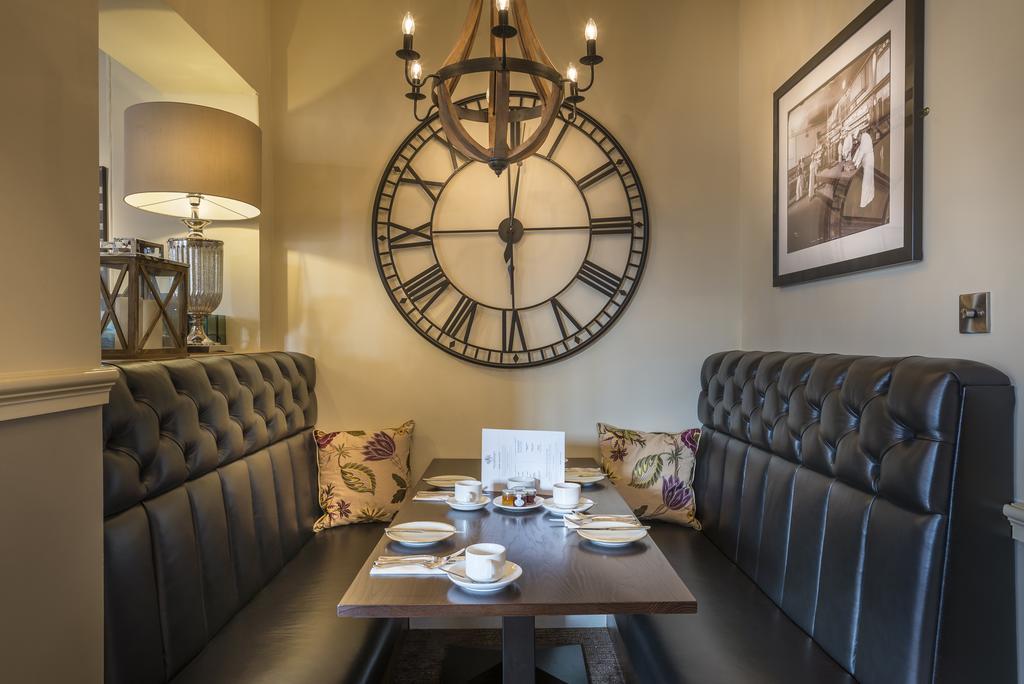 The Golden Fleece Hotel, Thirsk, North Yorkshire エクステリア 写真